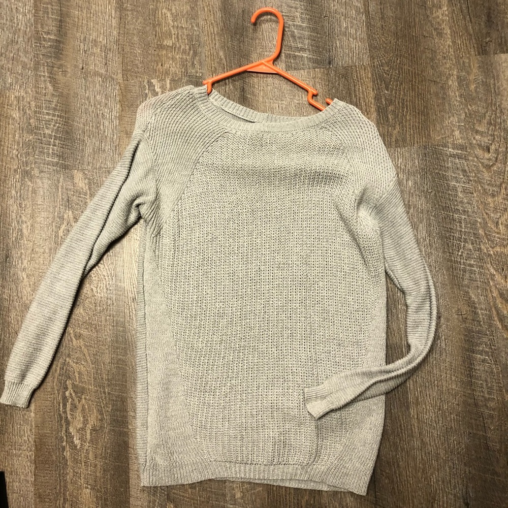 Gray long sleeve sweater